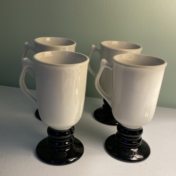 Vintage Hall 1273 Irish Coffee Pedestal Mug - Picture 4 of 7